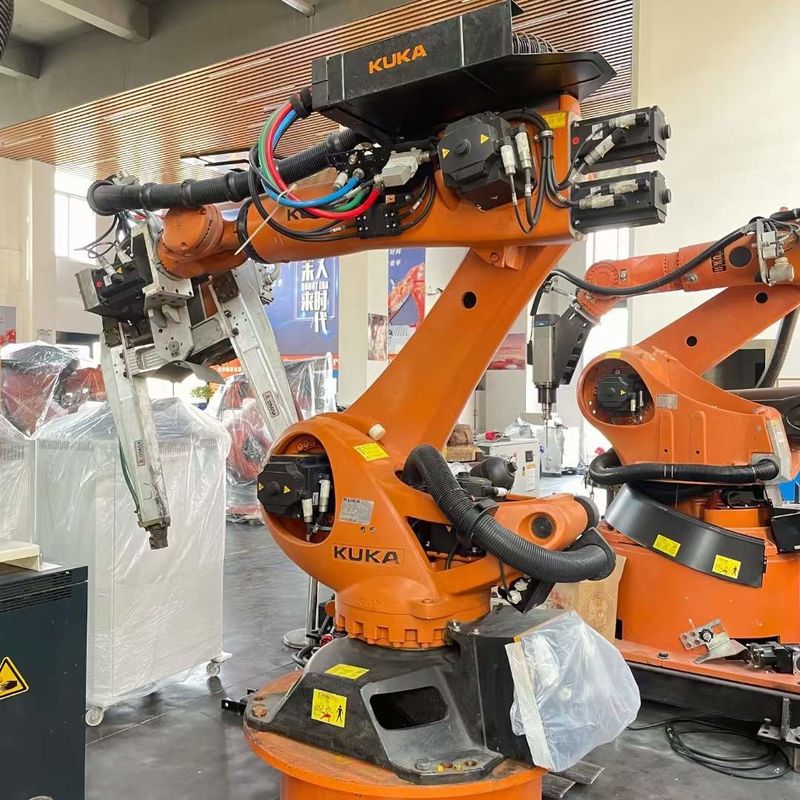 IP 65 Güvenlik ve Kuka Programlama Yetenekleri ile 6 Ekli Kullanılan KUKA Robotları Termeden Pelletize'ye Kadar Tüm İhtiyaçları Tek Durumda Karşılayan KUKA KR210 Robotu
