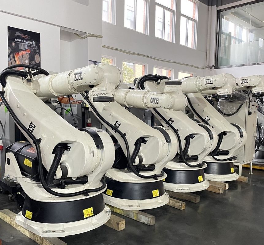 IP 65 Güvenlik ve Kuka Programlama Yetenekleri ile 6 Ekli Kullanılan KUKA Robotları Termeden Pelletize'ye Kadar Tüm İhtiyaçları Tek Durumda Karşılayan KUKA KR210 Robotu