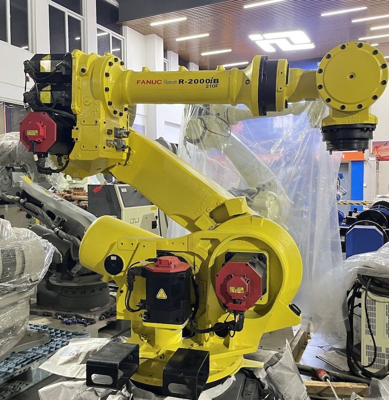 Fanuc R-2000iB-210F Noktalı kaynak basıncı, paletleme, yükleme ve boşaltma Robotu İşlemcilik