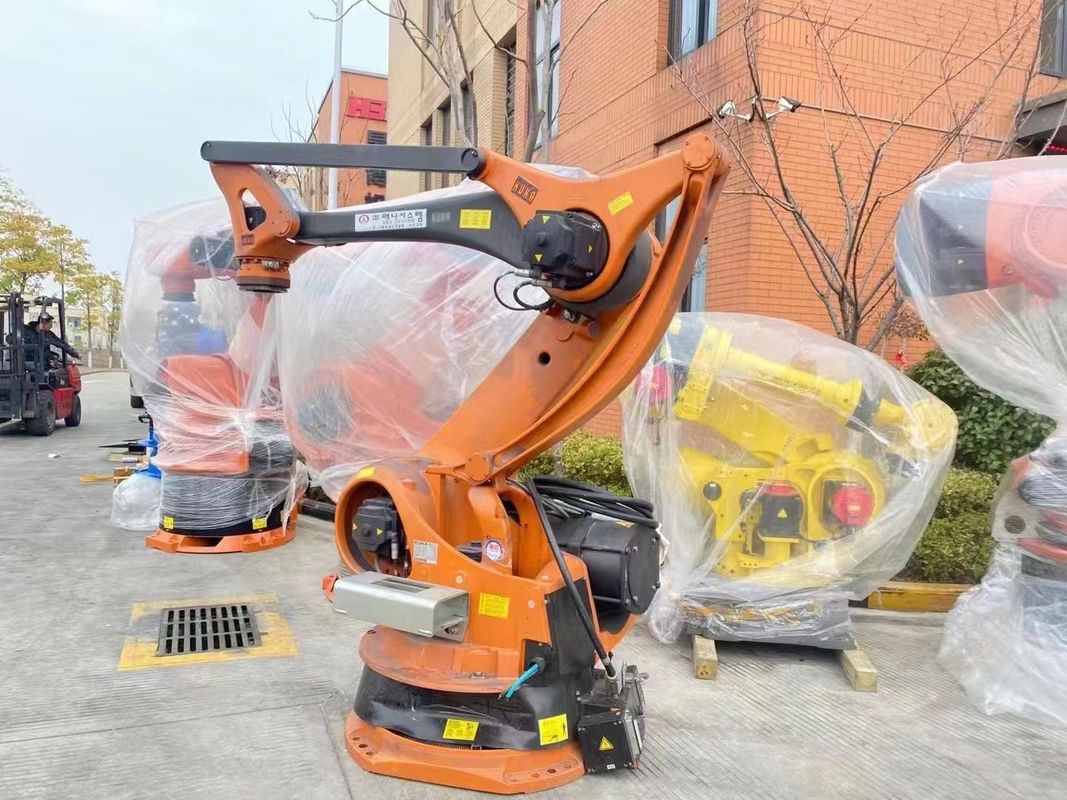 Kuka KR100-2PA Dört Eksenli Paletleme Robotu, Kol Açıklığı 3200mm 500kg Yük