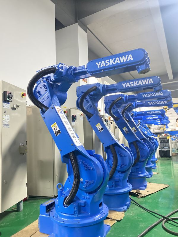 XRC Kullanılmış Robotik Kol Faydalı Yük 20kg Yaskawa CR20 Temiz Oda Robotu, Malzeme İşleme Robotu, Al ve Yer Robotu