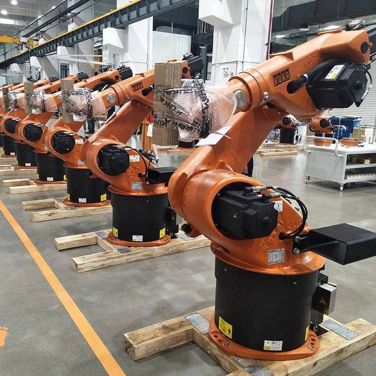 Kuka KR60 Otomatik Altı Eksenli Yükleme ve Boşaltma Robotu Kol Uzatma 2033mm Yük 60kg