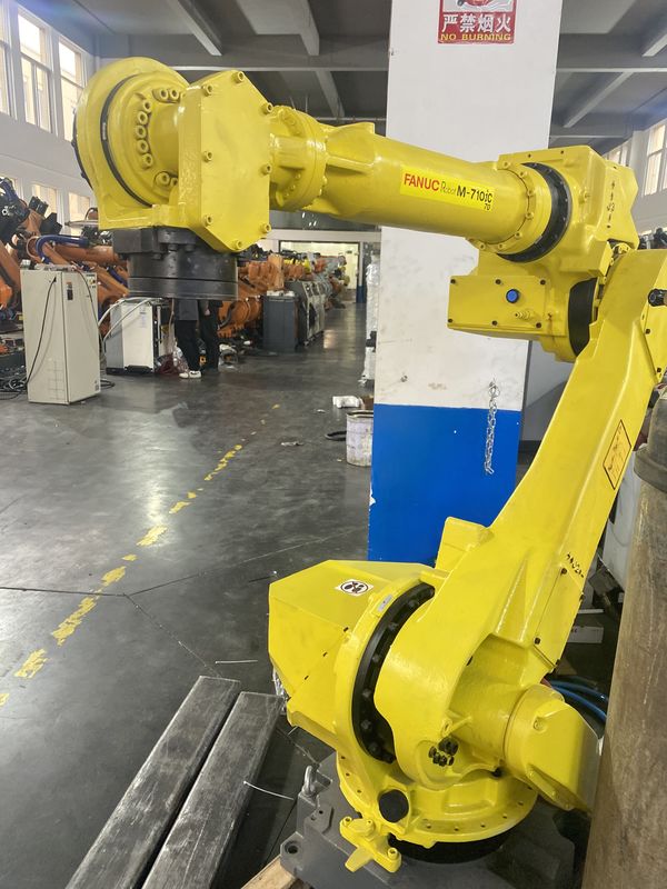 Zemin Kurulumu İçin Kullanılmış FANUC M-710iC/70 Robot 6 Eksen