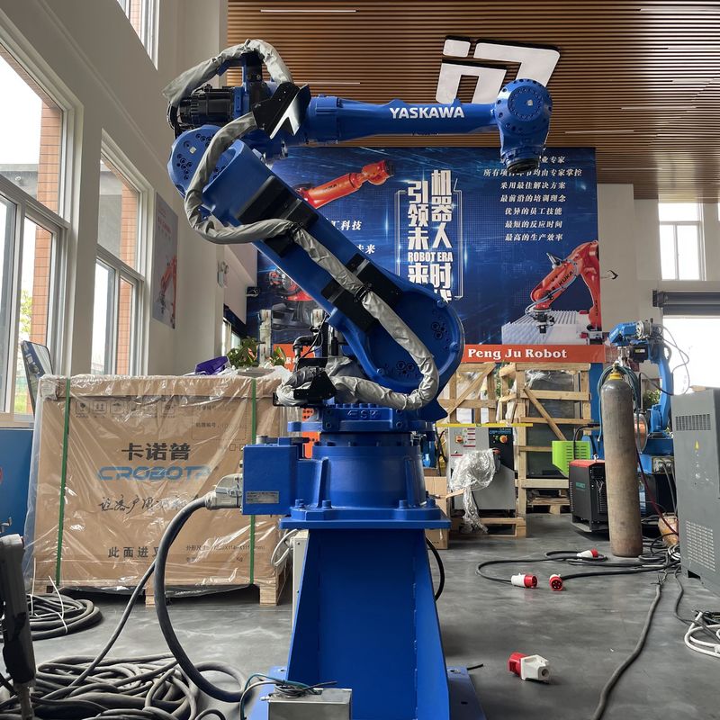 Bilgisayar programlaması 50 kg yük kapasitesi ile YASKAWA robotları kullanılıyor Malzeme işleme, plazma kesme