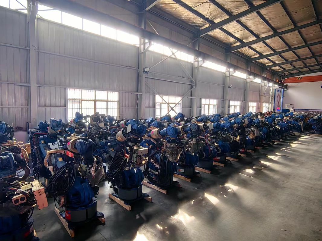 Endüstriyel Lazer İzleme Yayı TIG Alüminyum Çelik İçin Çürük Bileğiyle Nokta Kaynak Robotu