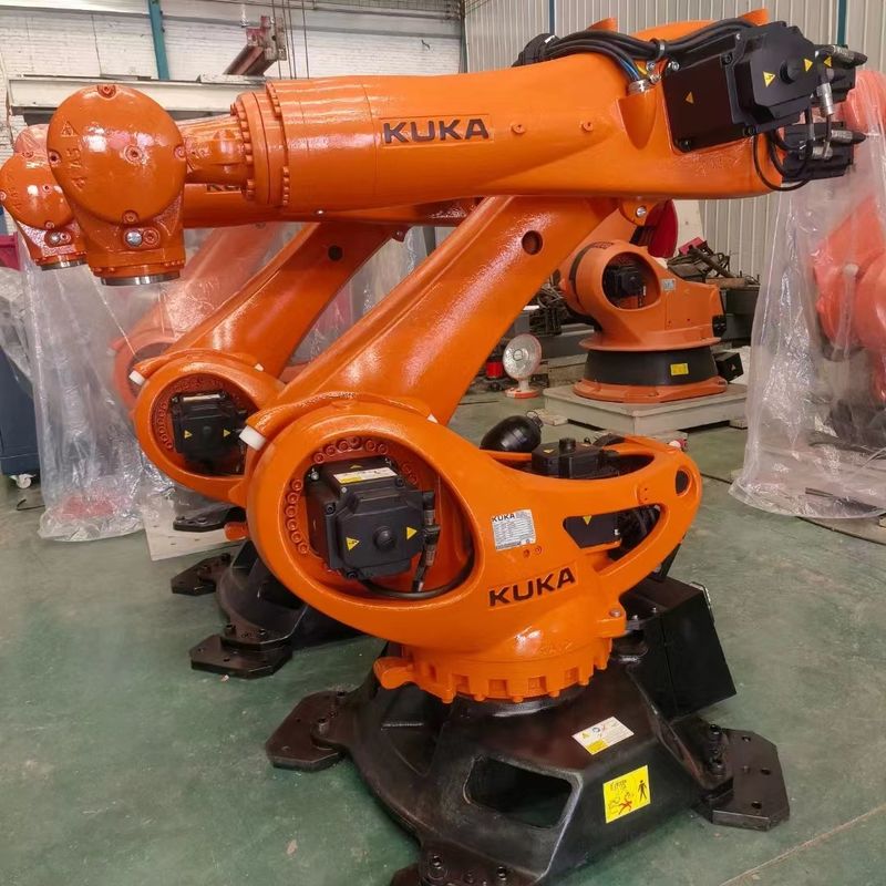 KUKA KR210 R2700 Prime Robot 6 eksenli 210kg Faydalı Yük 2700mm Aralık Nokta kaynak için Paletleştirme Yükleme ve boşaltma