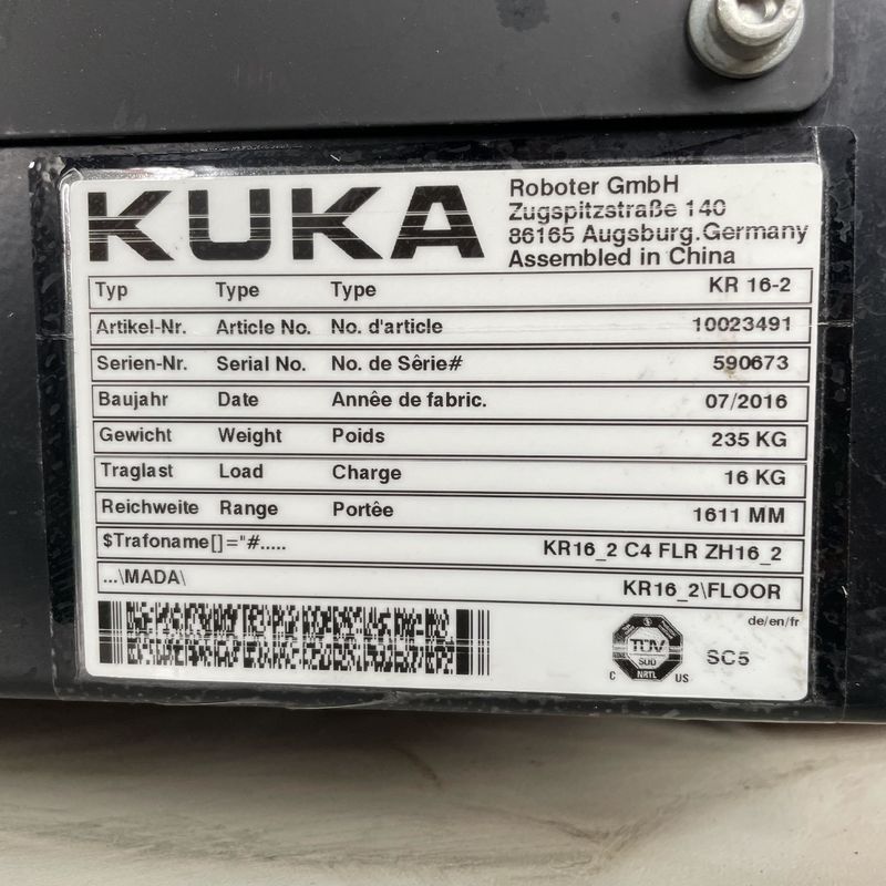 Endüstriyel Yay Kaynak Robotu / Yay Kaynak Makinesi Hassasiyet 16 Kg Faydalı Yük Arka Kaynak yapıştırma işleme