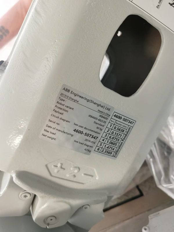 IRB 4600-60/2.05 IRC5 Denetleyici Kullanılan ABB Robotlar 6 Eksenli Robotik Kol 2050mm Aralık Yüksek Güvenilir ve Etkili