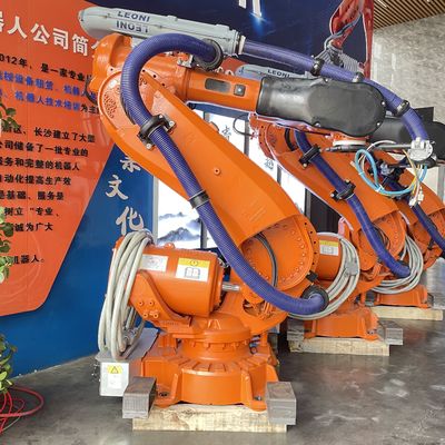 Makine Yükleme Boşaltma Kullanılmış ABB Robotları IRB6640-235/2.55