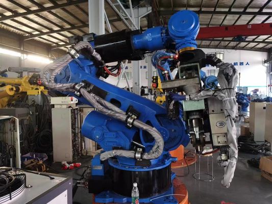 2650 mm'lik erişim ve gelişmiş ES200D teknolojisiyle 200 kg'lık yararlı yüklü nokta kaynaklı robot Şimdi eylem yapın! Yaskawa ES200D - Saldırmadan frezeye kadar kesintisiz endüstriyel uygulamalar için tüm içi bir çözüm