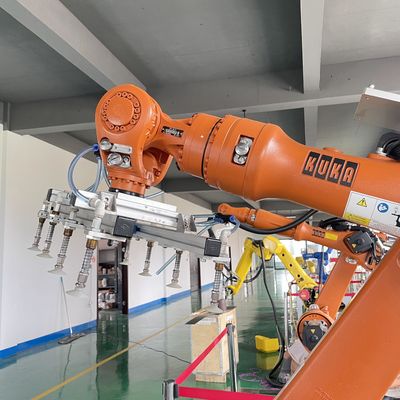 Endüstriyel Yay Kaynak Robotu / Yay Kaynak Makinesi Hassasiyet 16 Kg Faydalı Yük Arka Kaynak yapıştırma işleme