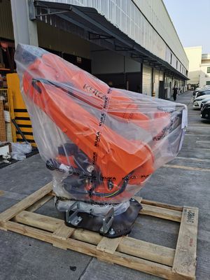 Yeni KUKA KR210 R2700, KRC4, 210kg yük,2700mm'ye ulaşmak, Paletleme, Montaj, Parçaların yüklenmesi ve boşaltılması,Eğitim