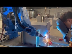 Kr16 Arc Welding Robot 235 Kg'lık Robot Ağırlığı ve XP Kontrolörü Waterjet Et İşleme Otomatik